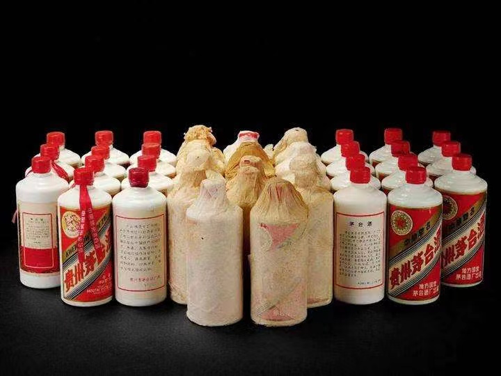 老城日照岚山回收酒价格哪里回收(附近上门回收茅台酒）?